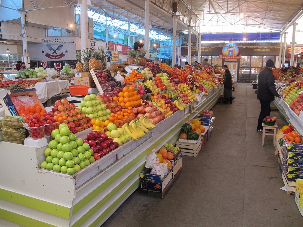 Ak Emir market